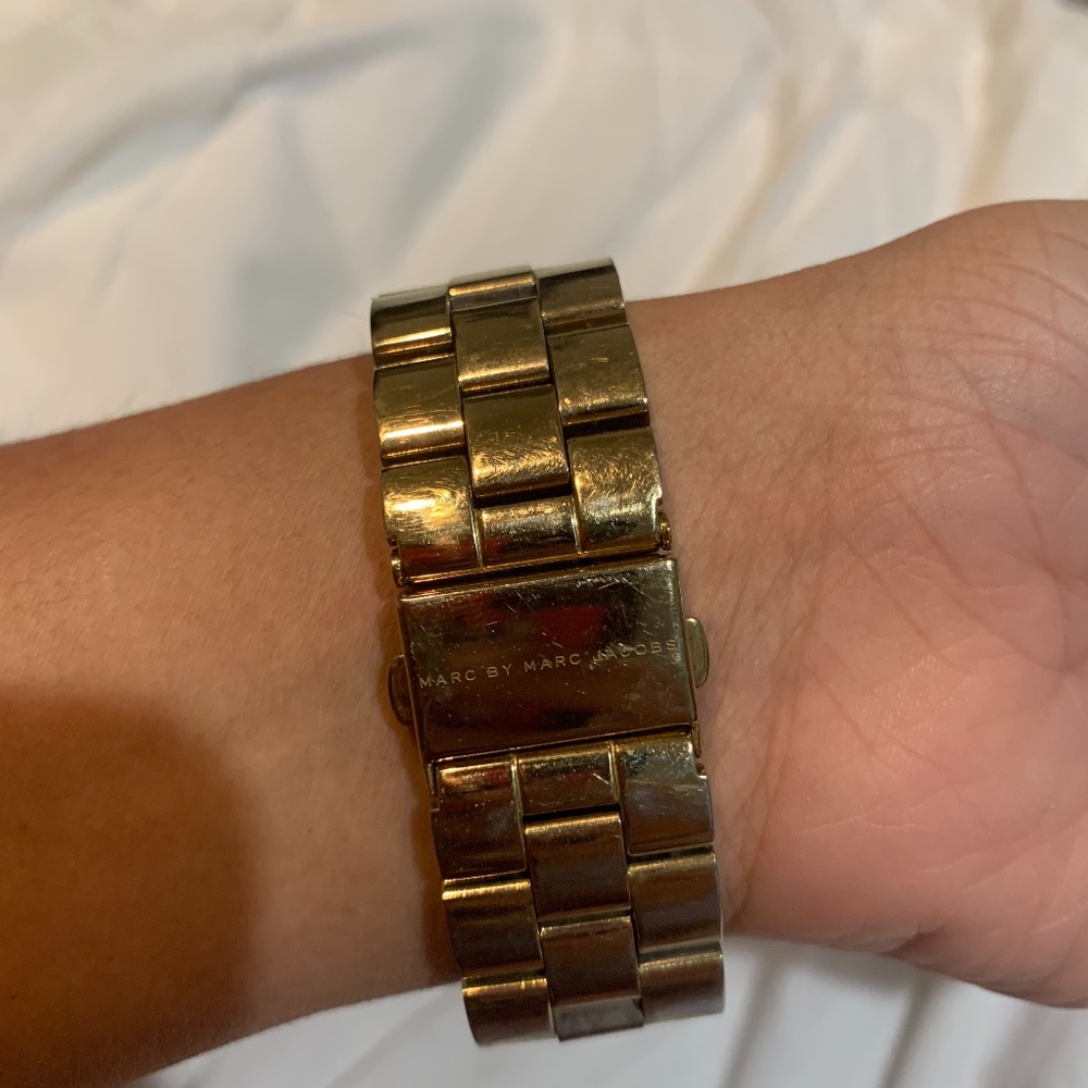 Marc Jacobs Watch - Picture 3 of 5